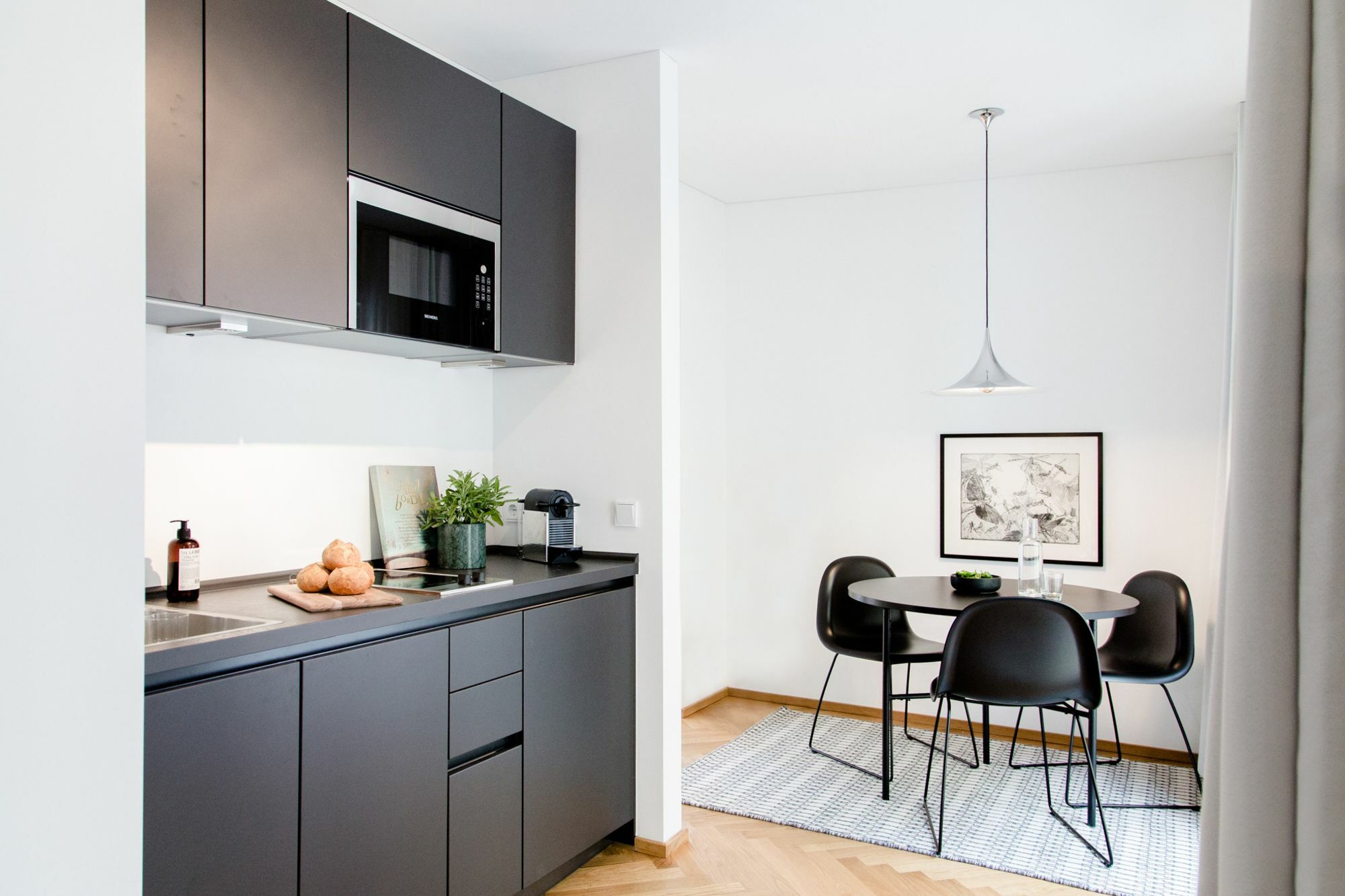 August The Boardinghouse Apartment ฮัมบูร์ก ภายนอก รูปภาพ